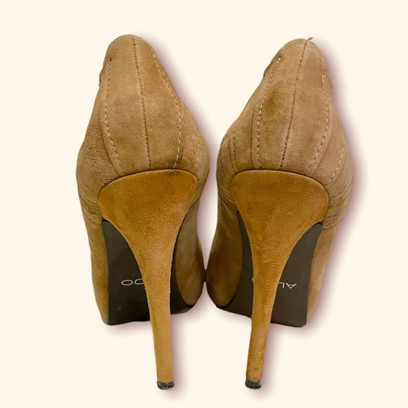 𝅺ALDO platform beige suede stiletto pumps size 38 (fits like a 7-7.5) - Picture 3 of 5